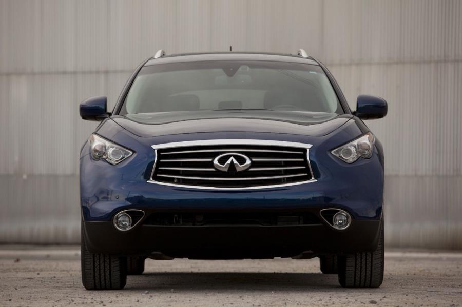  Infiniti FX37 2013 года  (фото 6 из 28)